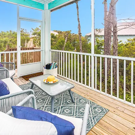 New 6011-Four Shores Steps To Pool, Pool Items